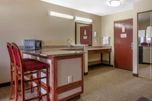 Suite - Comfort Suites Grandville