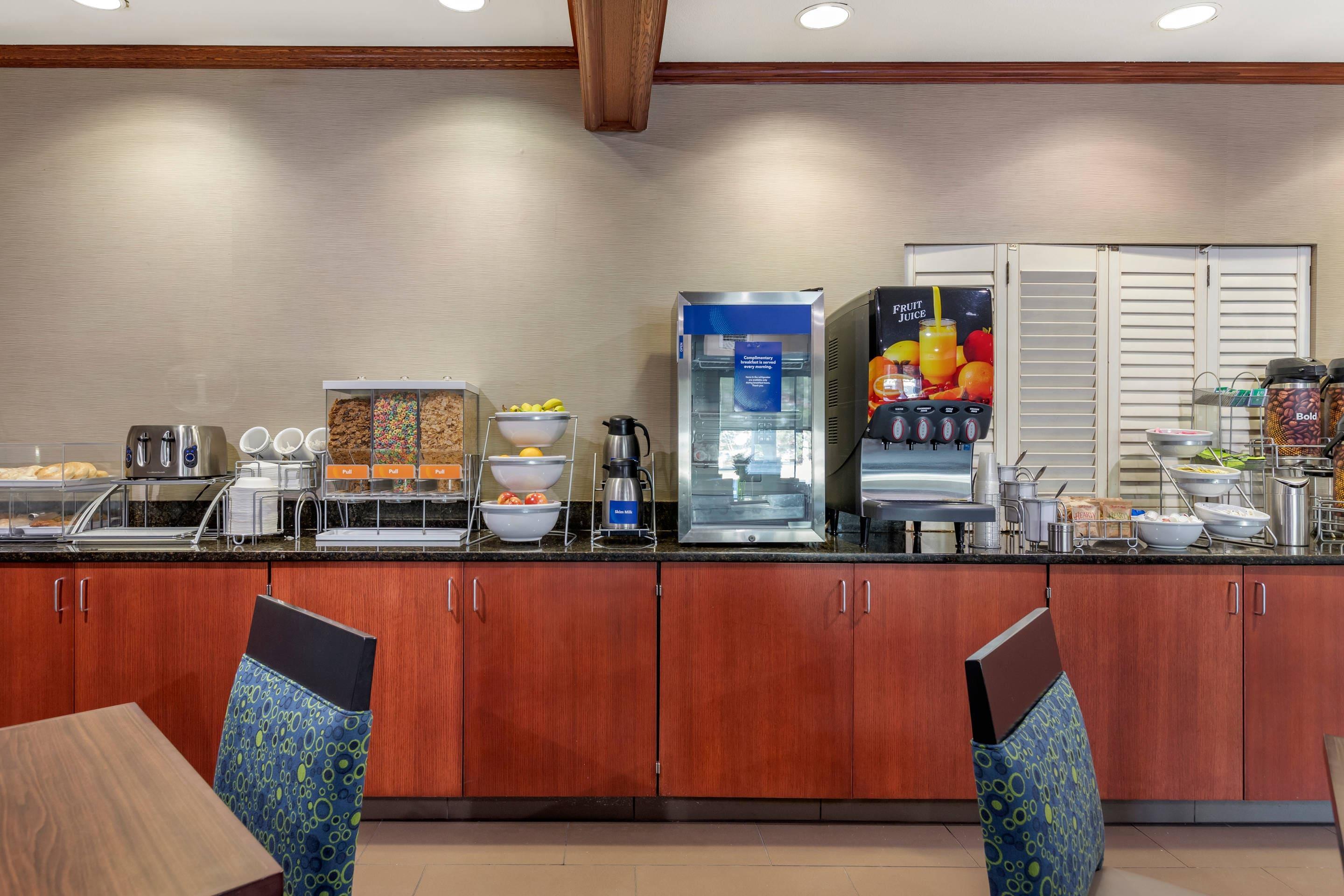 Breakfast area