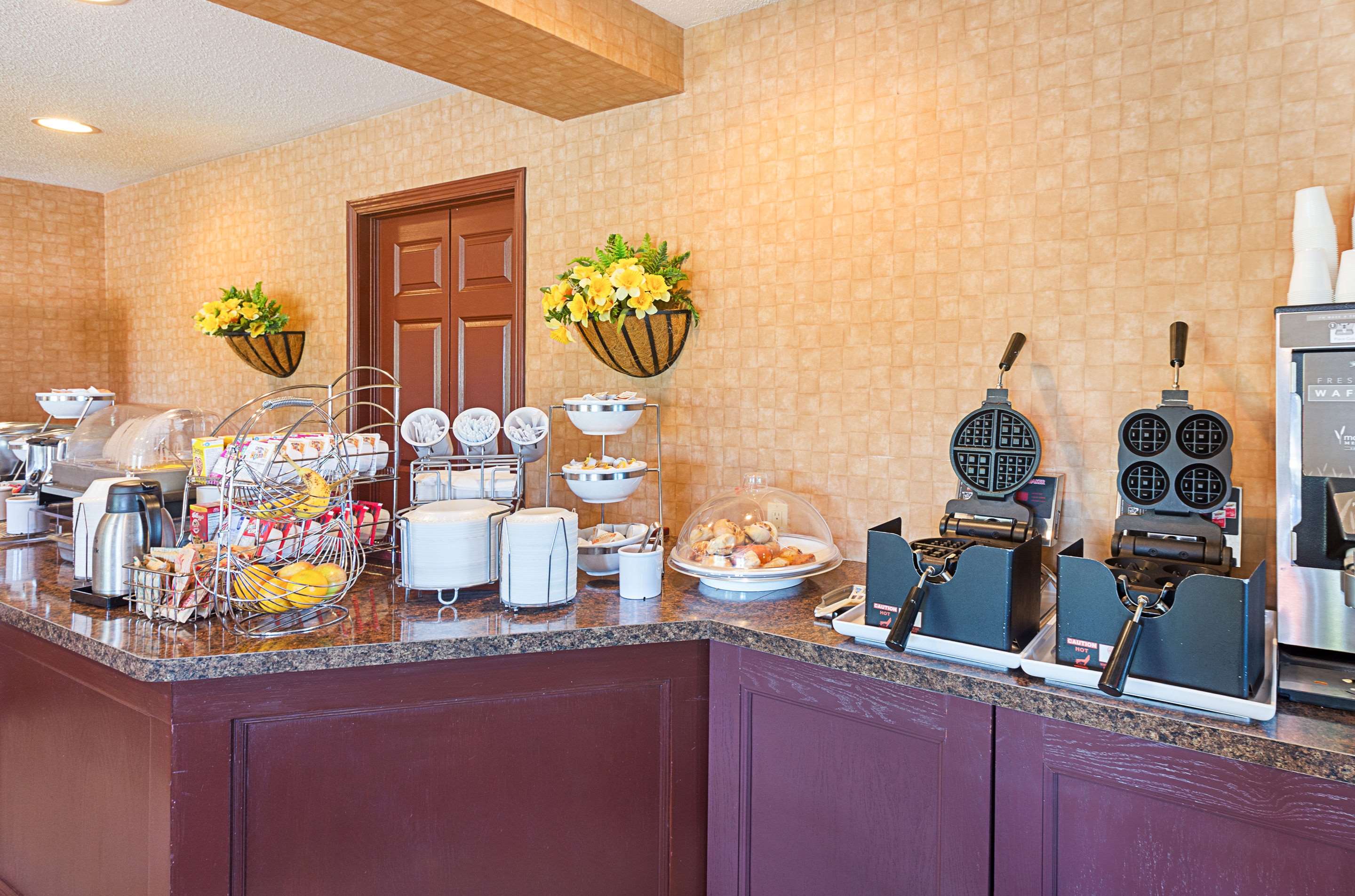 Assorted breakfast items | Sleep Inn & Suites Acme – Traverse City