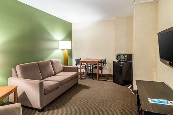 Suite - Sleep Inn & Suites Acme