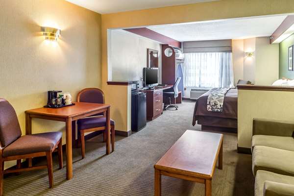 Suite - Sleep Inn & Suites Acme