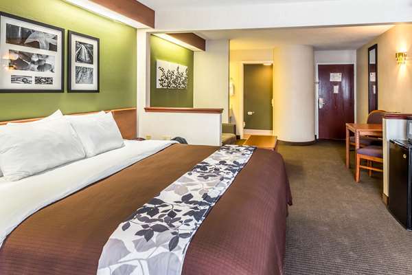 Suite - Sleep Inn & Suites Acme