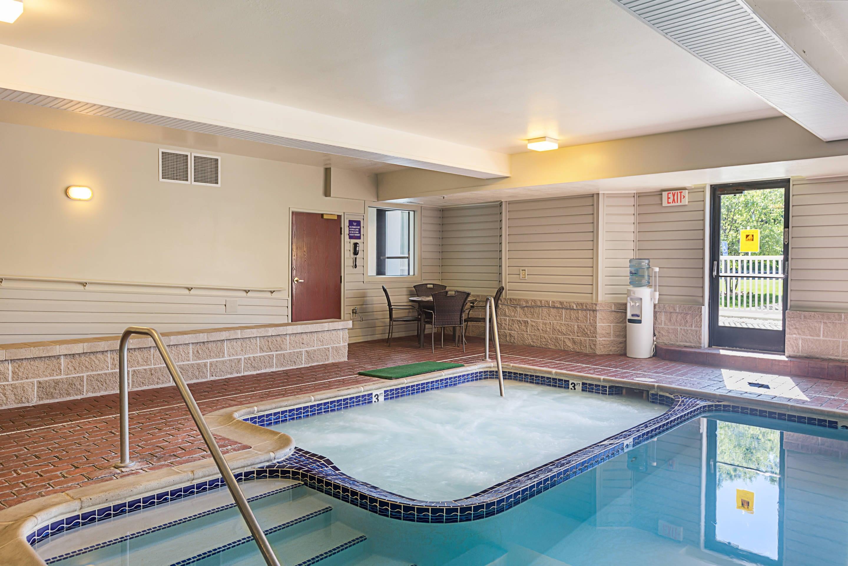 Indoor hot tub | Sleep Inn & Suites Acme – Traverse City