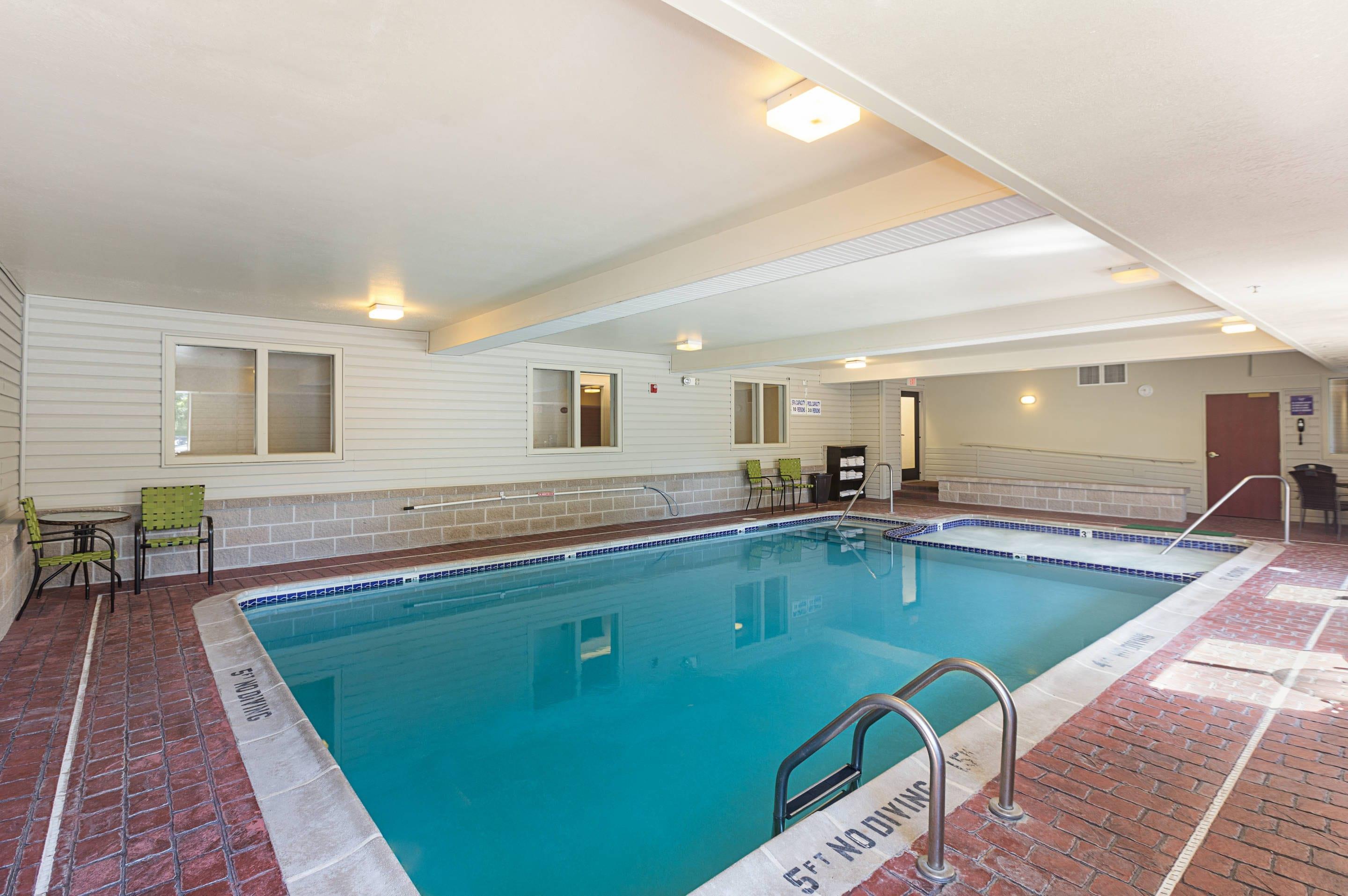 Indoor pool | Sleep Inn & Suites Acme – Traverse City