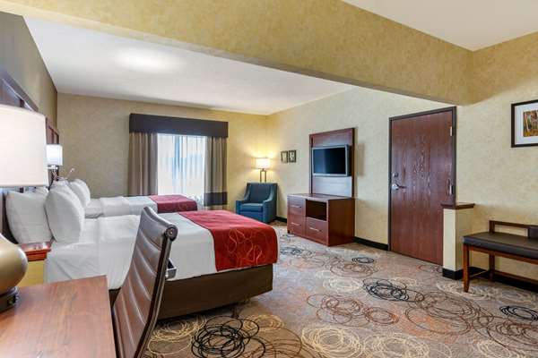  - Comfort Suites Southfield
