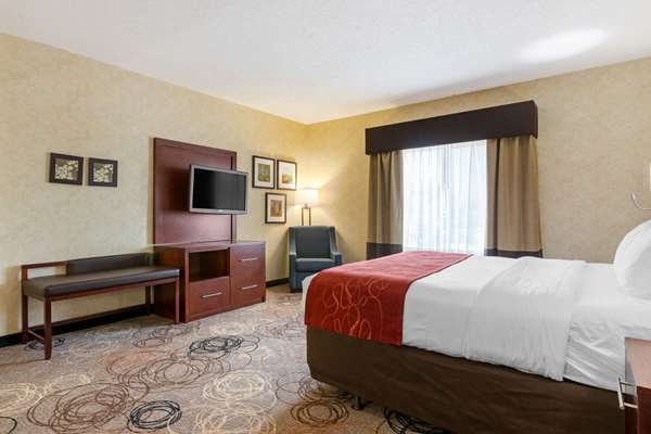  - Comfort Suites Southfield