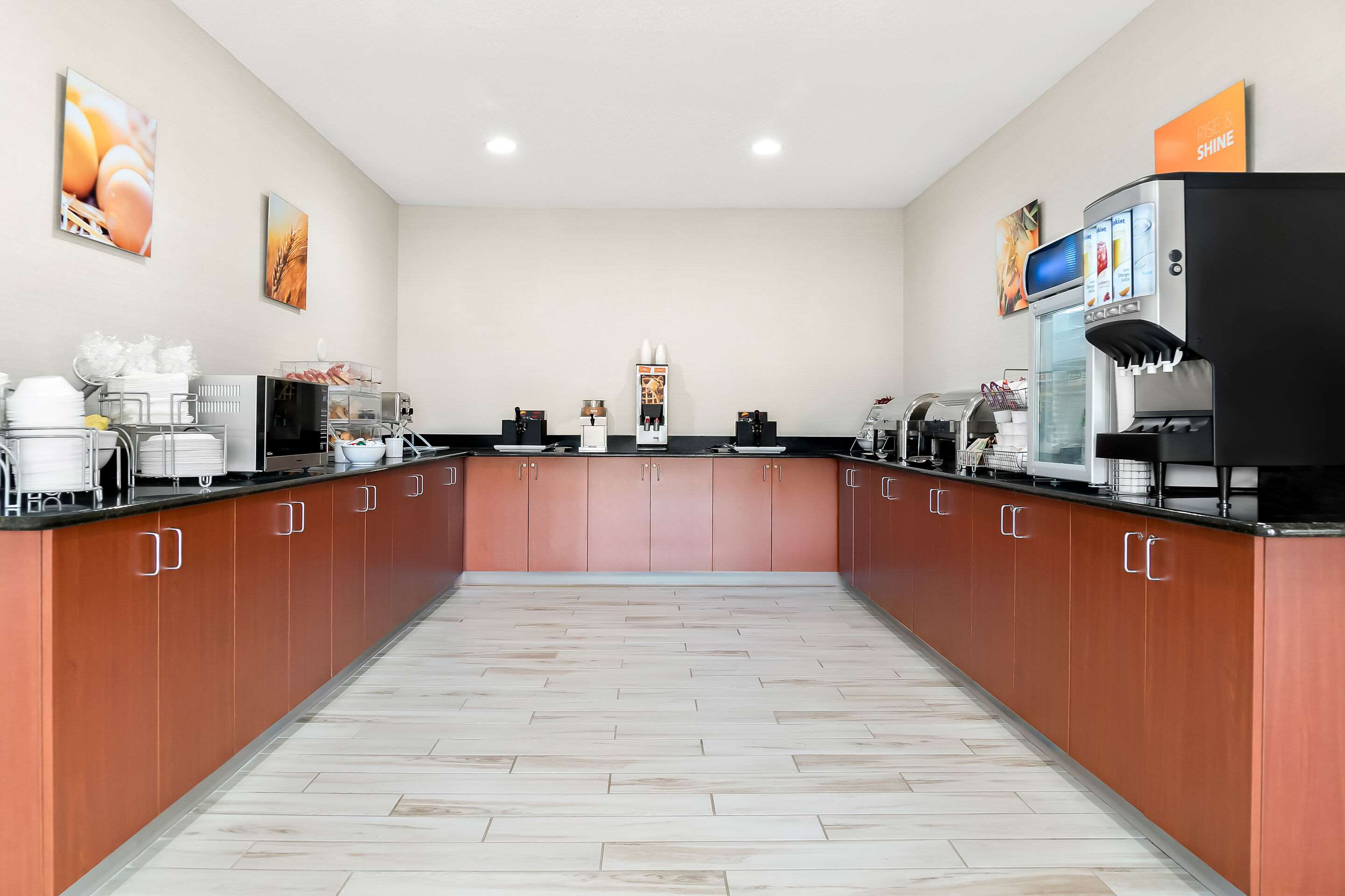 Breakfast area