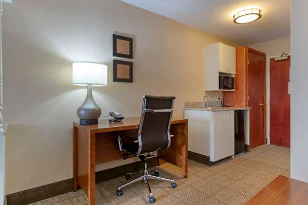 Suite - Comfort Inn & Suites Jackson