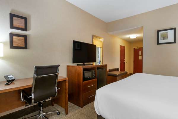  - Comfort Inn & Suites Jackson