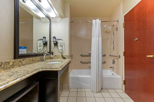  - Comfort Inn & Suites Jackson