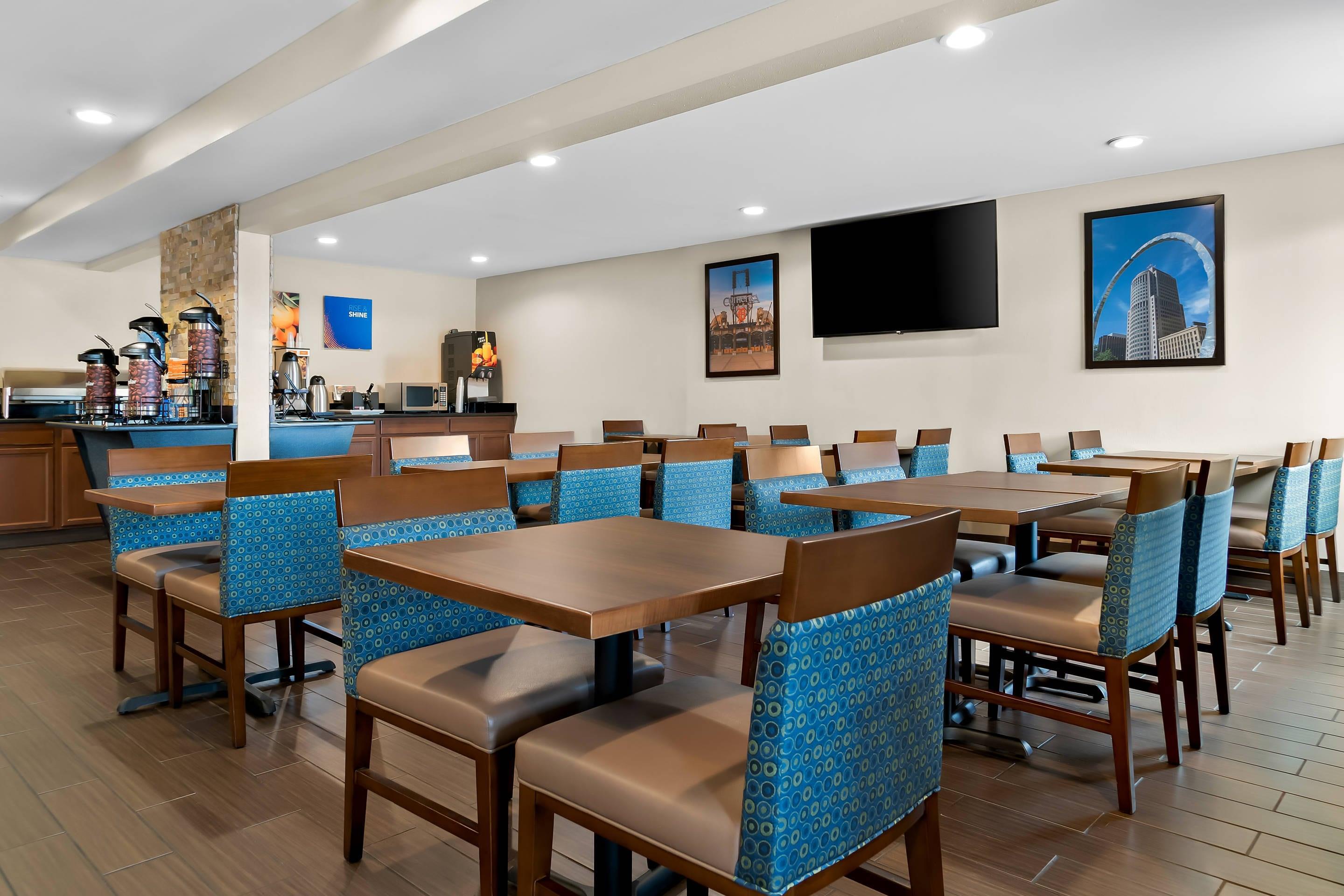 Breakfast area