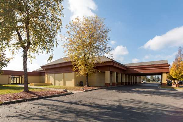 Exterior view - Clarion Hotel Detroit Metro Airport Romulus