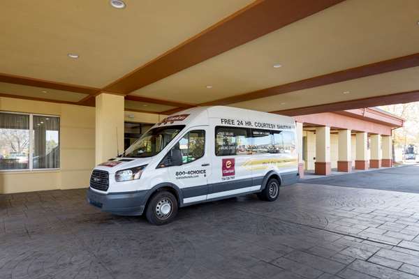  - Clarion Hotel Detroit Metro Airport Romulus