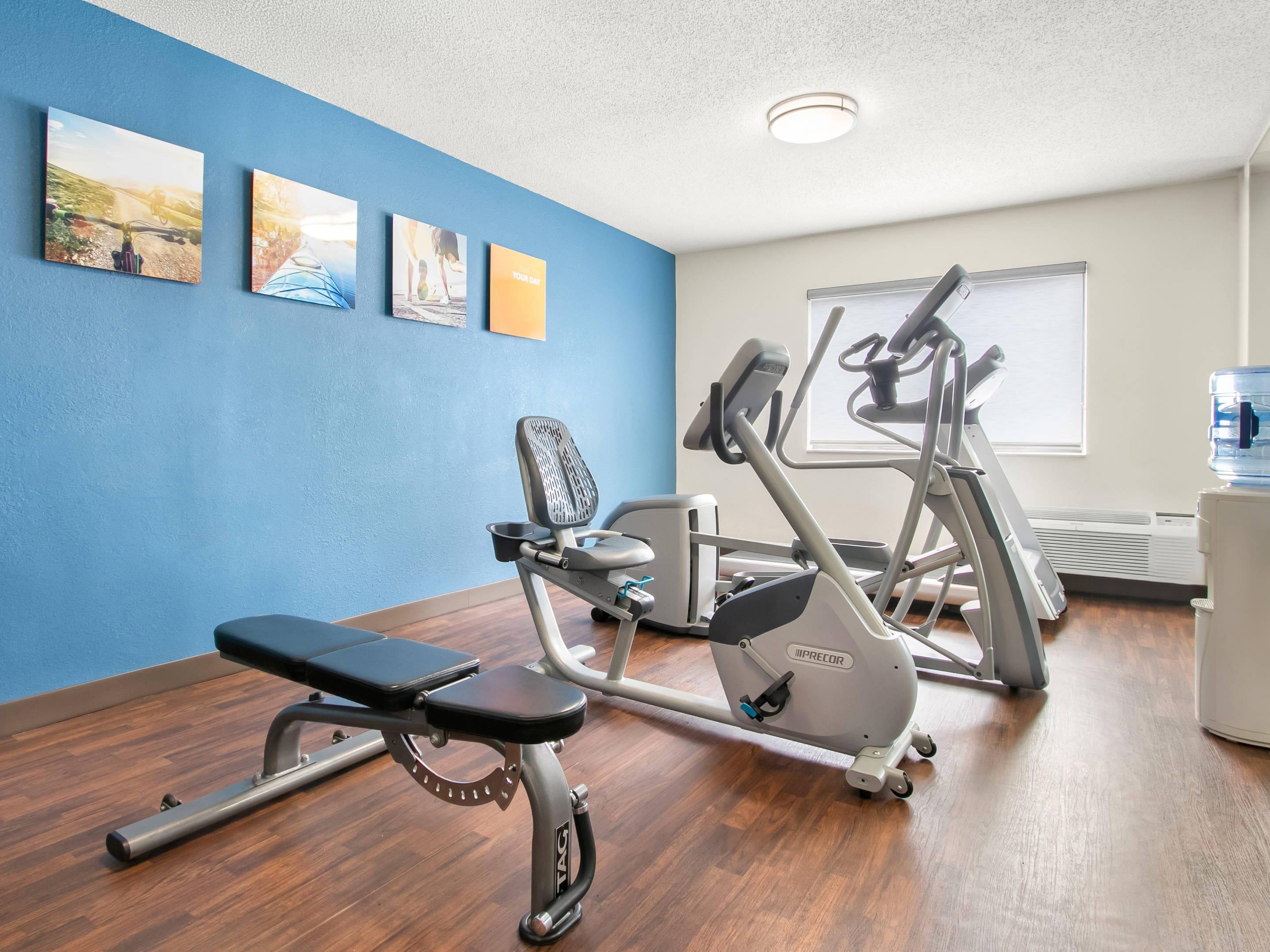 Fitness center | Comfort Inn Downtown Detroit