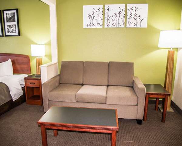 Suite - Sleep Inn & Suites Allendale