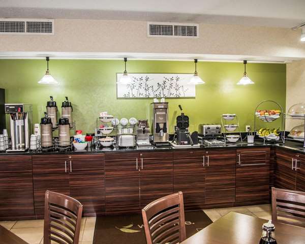 Amenities - Sleep Inn & Suites Allendale