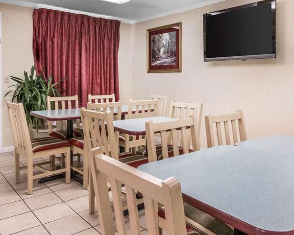 Amenities - Rodeway Inn Madison Heights - I-75, Exit 65