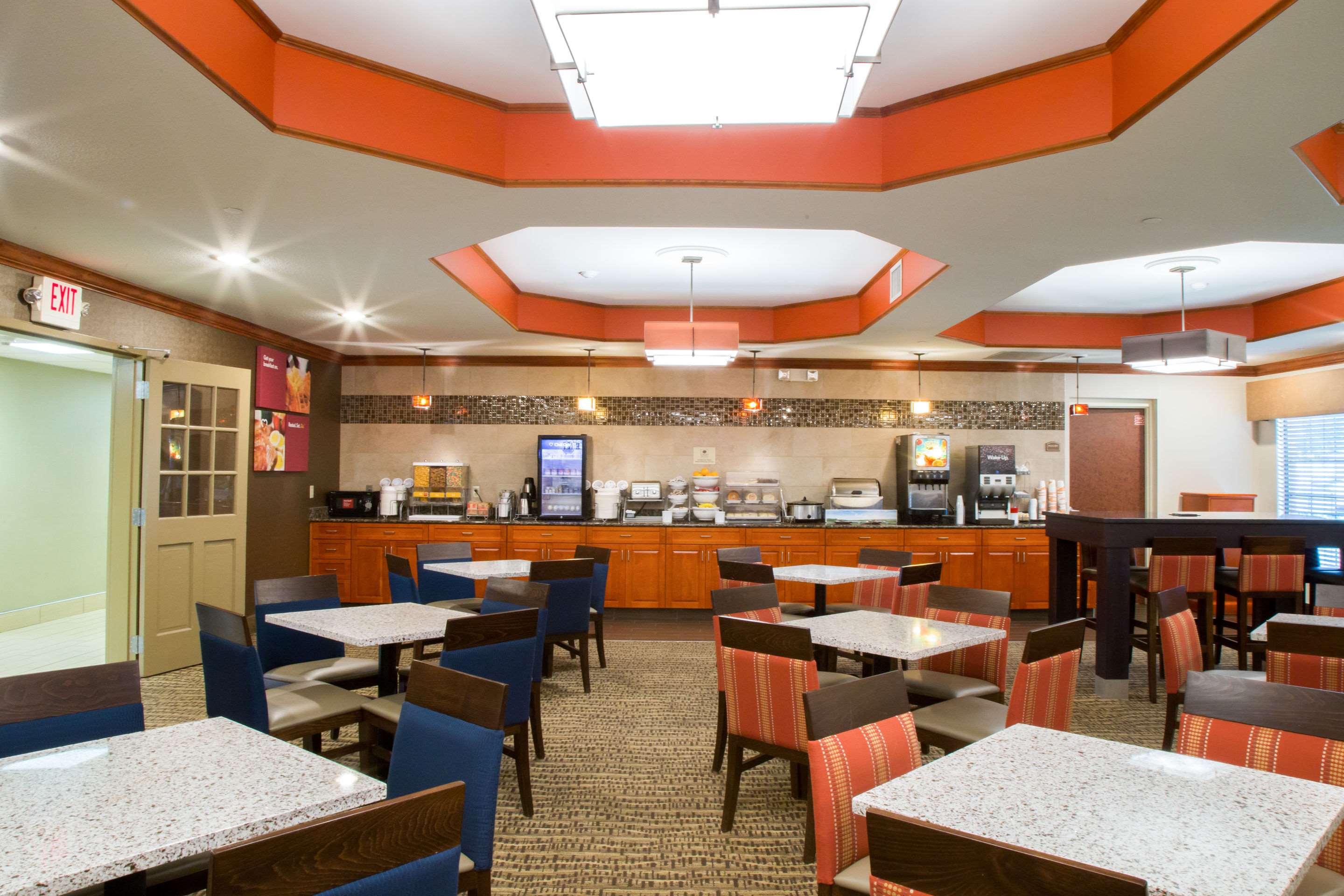 Free hot breakfast
