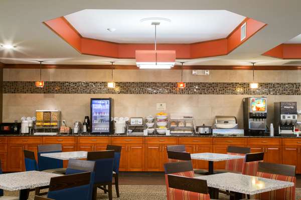 Amenities - Comfort Suites South Grand Rapids