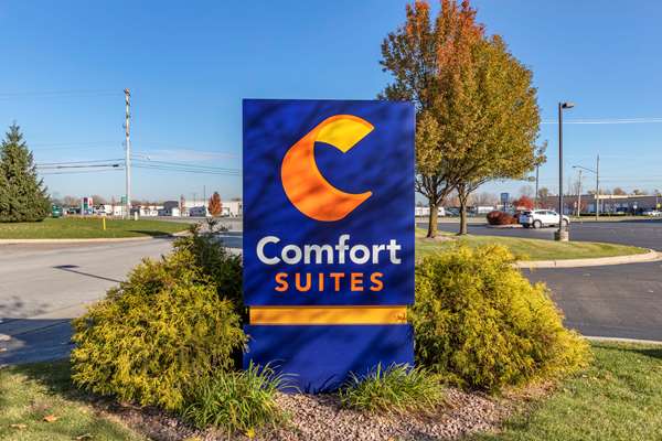 Exterior view - Comfort Suites South Grand Rapids
