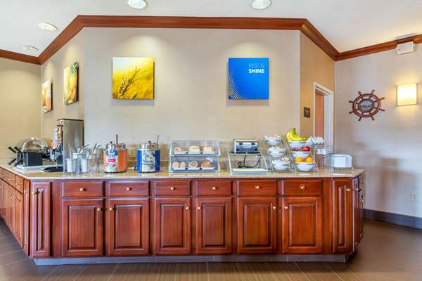 Amenities - Comfort Suites Stevensville - I-94, Exit 23