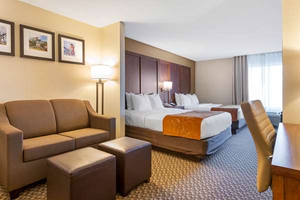 Suite - Comfort Suites South Haven
