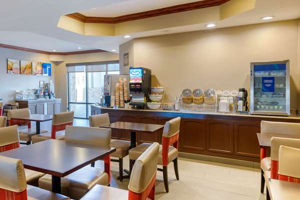 Amenities - Comfort Suites South Haven