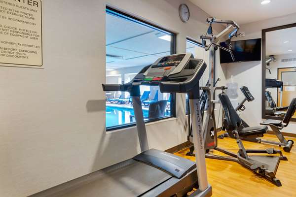 Fitness/ Exercise Room - Comfort Suites South Haven