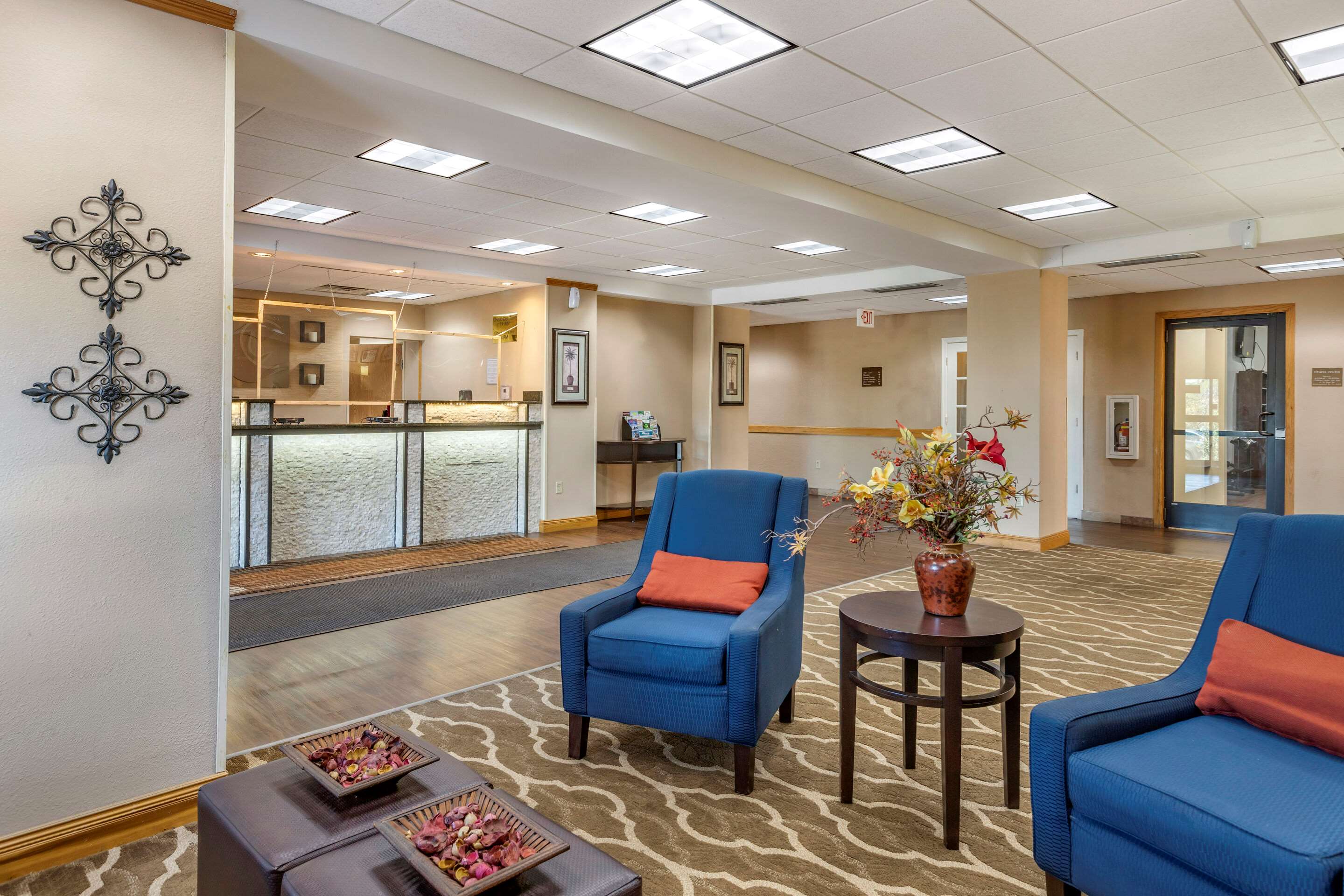 Spacious lobby with sitting area