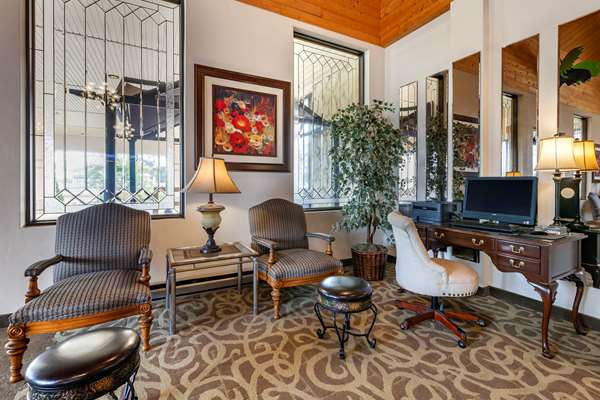 Conference Area - Quality Inn & Suites Escanaba