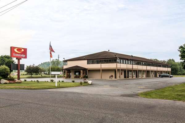 Exterior view - Econo Lodge Paw Paw