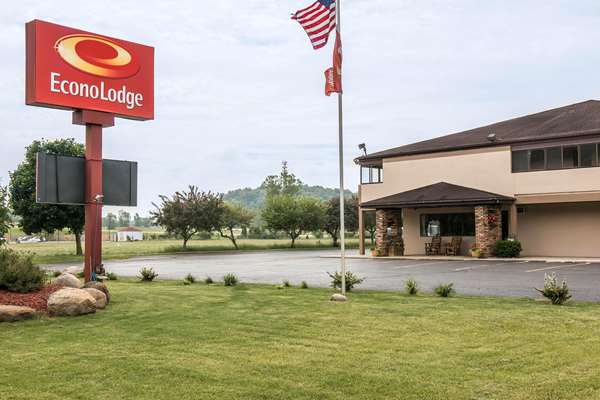 Exterior view - Econo Lodge Paw Paw
