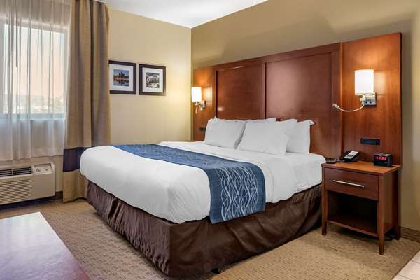  - Comfort Inn Warren