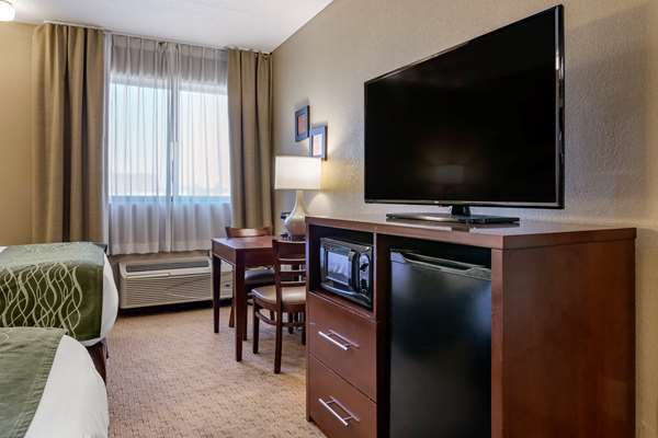  - Comfort Inn Warren