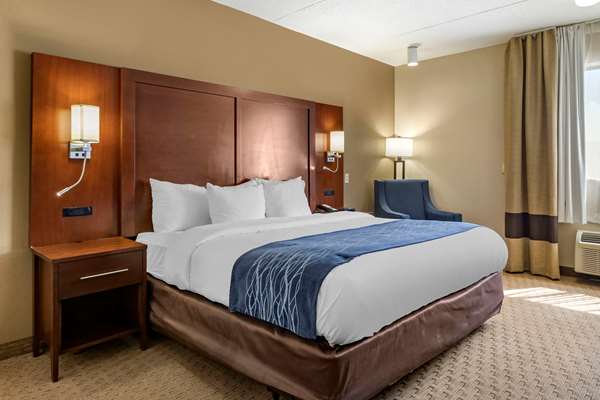  - Comfort Inn Warren