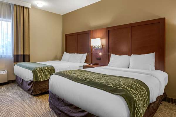  - Comfort Inn Warren