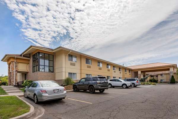 Exterior view - Comfort Inn Okemos