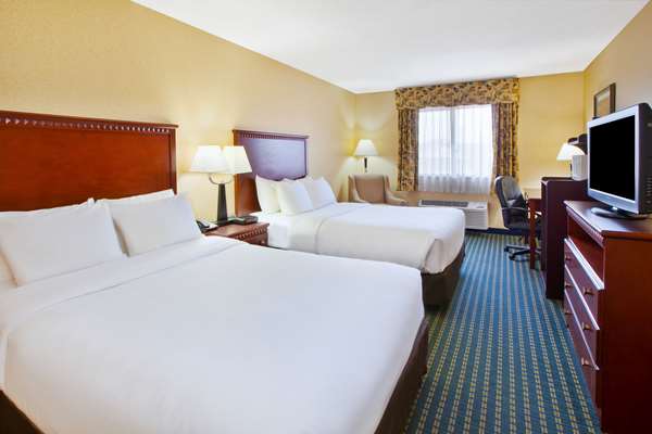  - Quality Inn Marshall