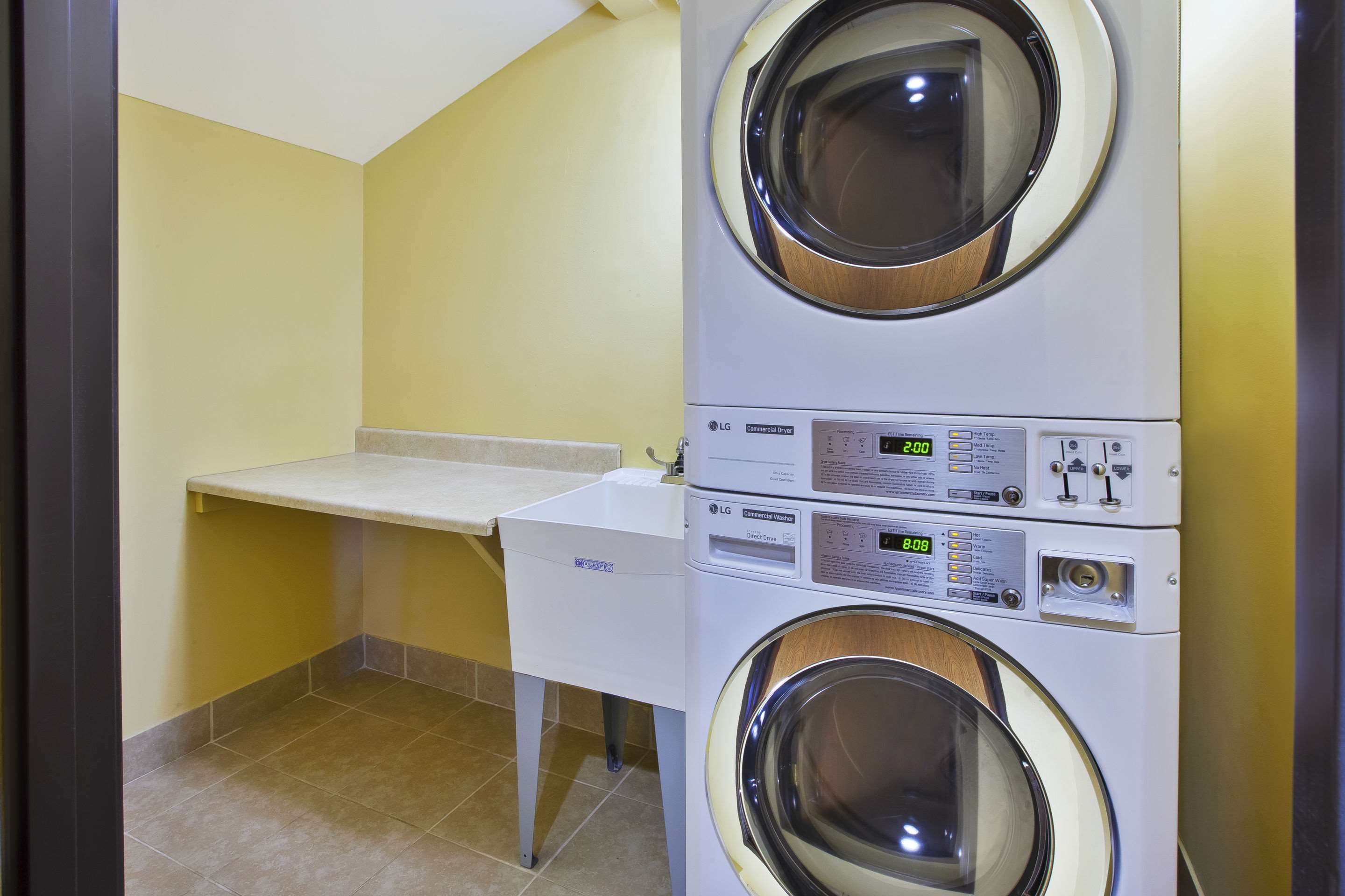 Guest laundry facilities