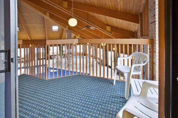  - Quality Inn Marshall