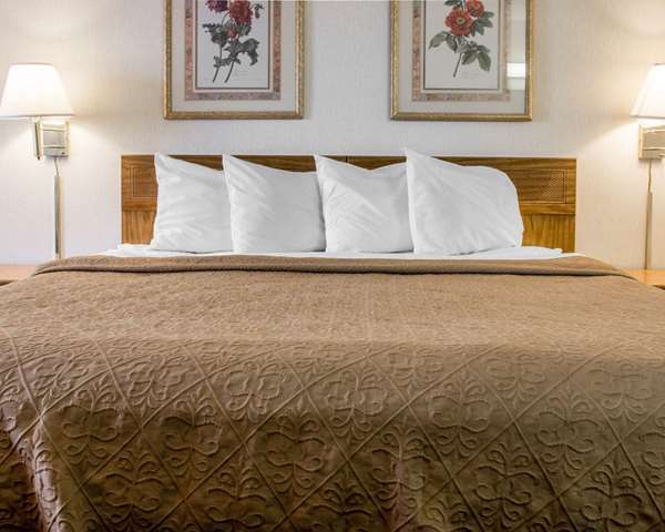 Suite - Quality Inn Hudsonville