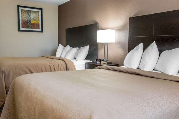 - Quality Inn Byron Center Grand Rapids
