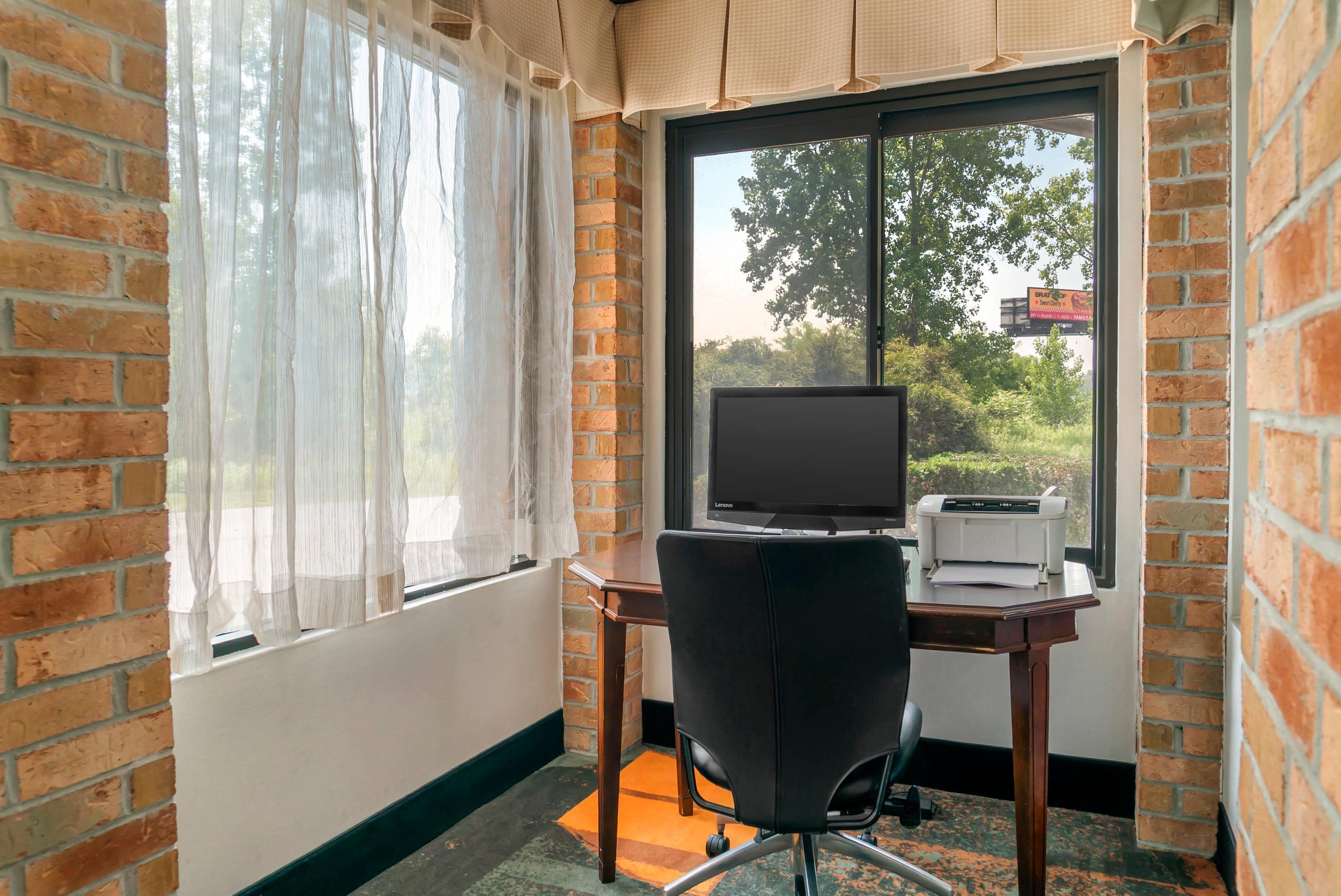 Computer in the lobby | Quality Inn Grand Rapids South-Byron Center