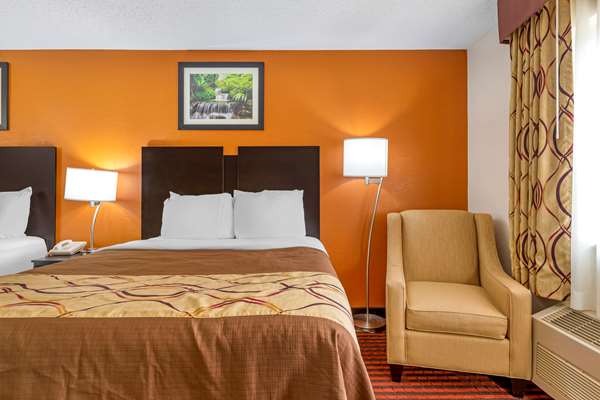  - Rodeway Inn Coopersville