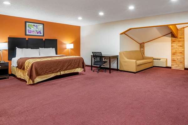 Suite - Rodeway Inn Coopersville