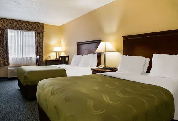  - Quality Inn Grand Blanc - I-75, Exit 108
