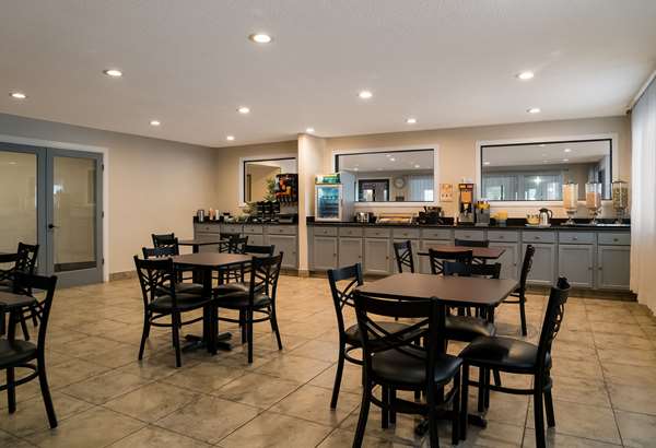 Amenities - Quality Inn Grand Blanc - I-75, Exit 108