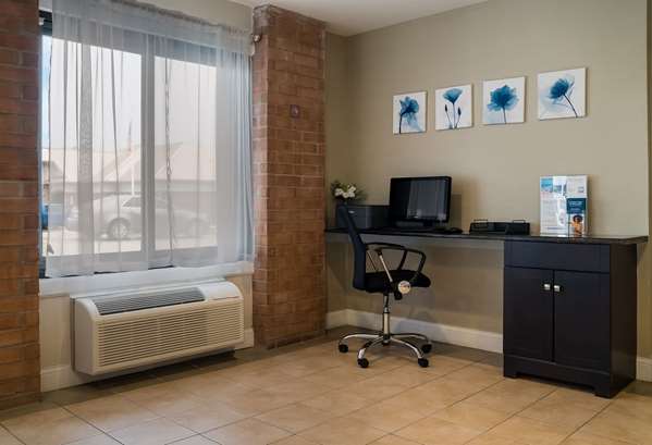 Conference Area - Quality Inn Grand Blanc - I-75, Exit 108