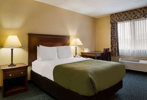 - Quality Inn Grand Blanc - I-75, Exit 108