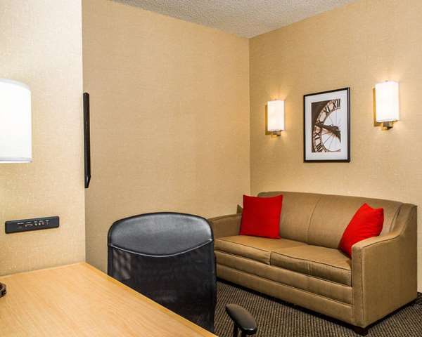  - Cambria Hotel Traverse City